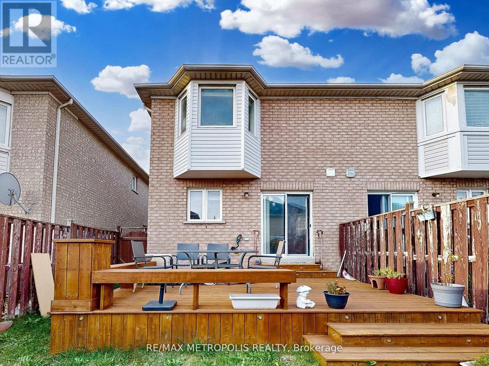 Main - 922 Tambourine Terrace, Mississauga, Ontario  L5W 1S4 - Photo 27 - W12727532