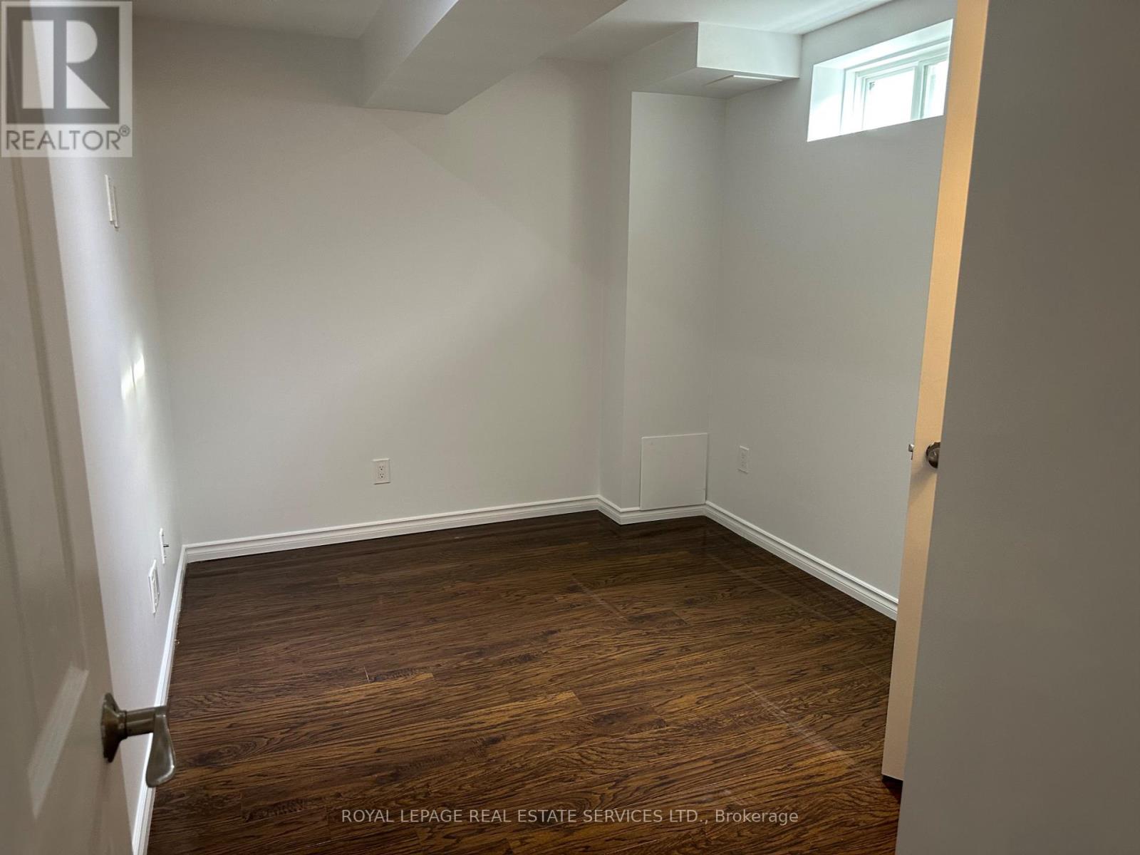 Bsmt - 1 Gruenwald Gate E, Brampton, Ontario  L6Y 6C4 - Photo 13 - W12727544