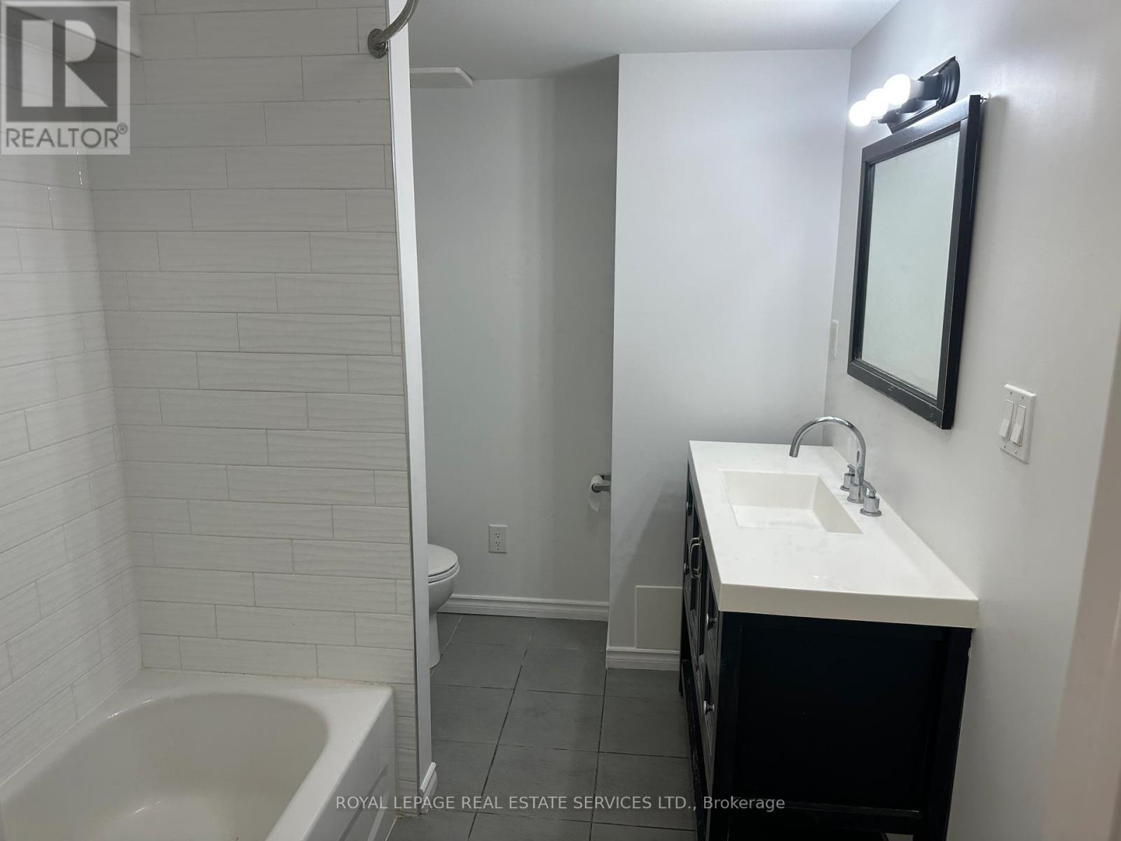 Bsmt - 1 Gruenwald Gate E, Brampton, Ontario  L6Y 6C4 - Photo 18 - W12727544