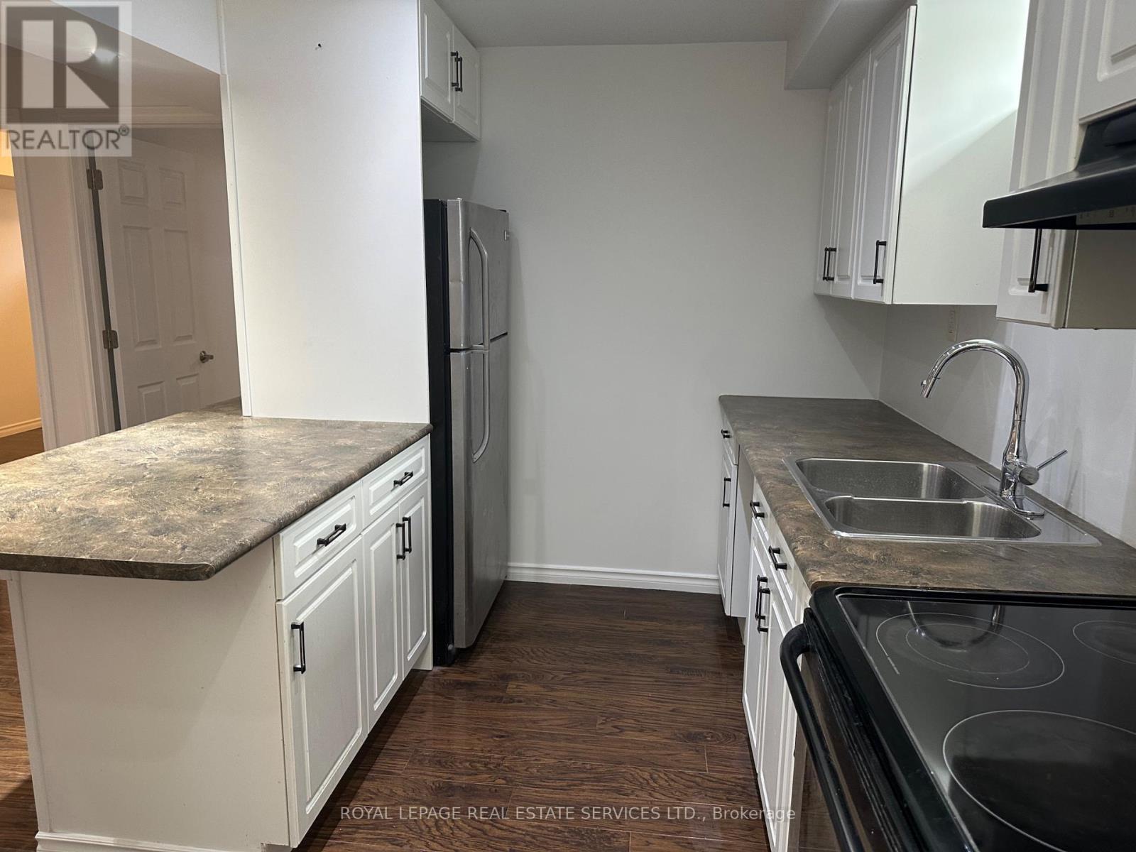 Bsmt - 1 Gruenwald Gate E, Brampton, Ontario  L6Y 6C4 - Photo 8 - W12727544