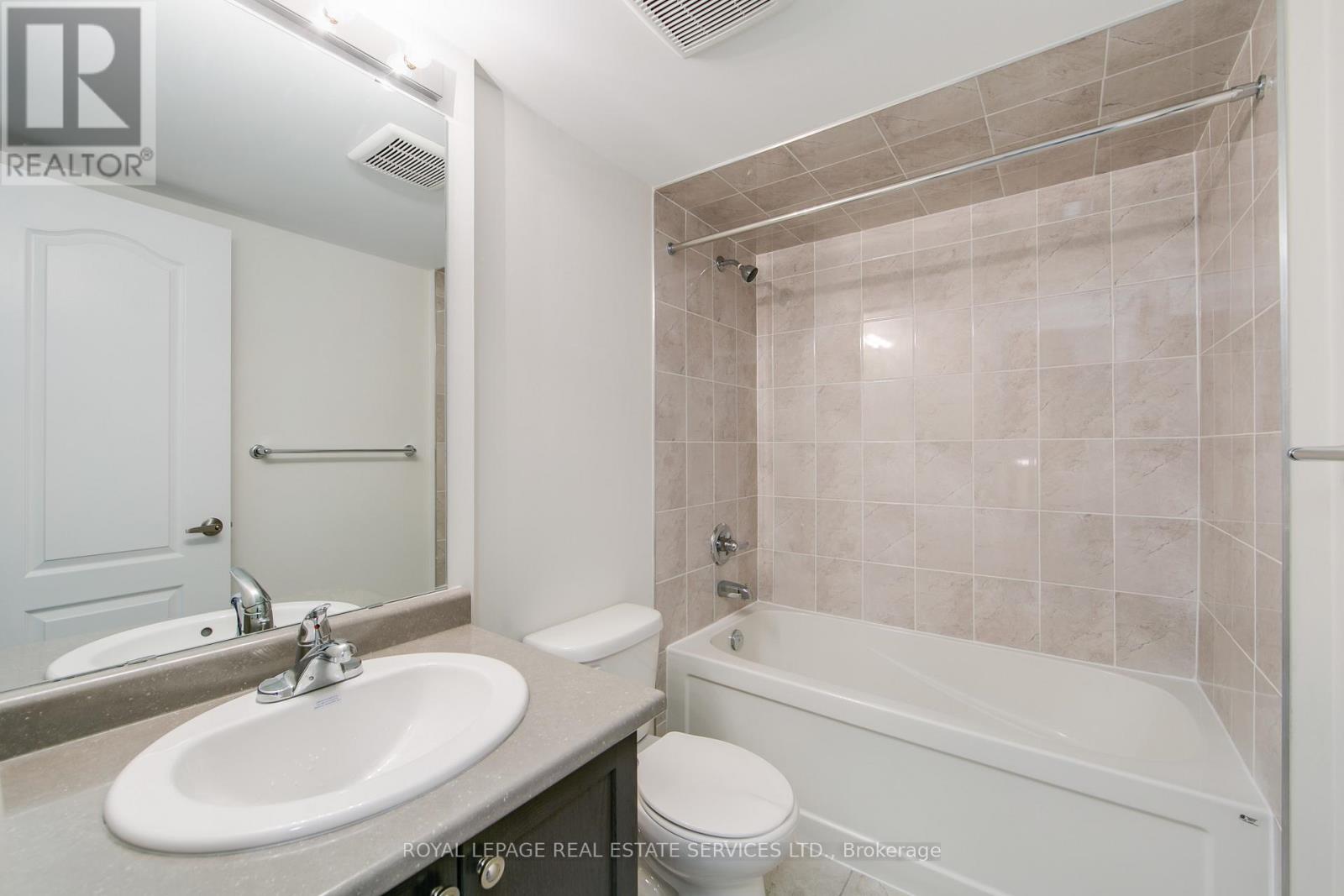 79 - 23 Applewood Lane, Toronto, Ontario  M9C 0C1 - Photo 11 - W12727546