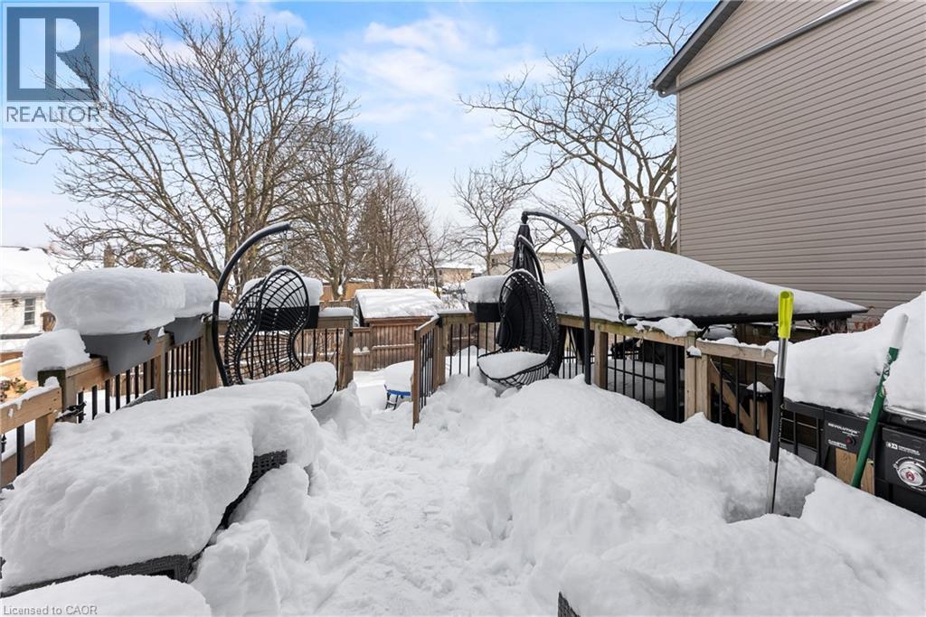 8 Leeson Street, St. Catharines, Ontario  L2T 2R1 - Photo 39 - 40800675