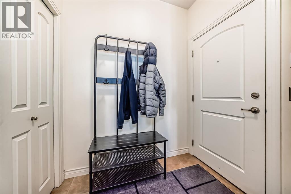 102, 26 Val Gardena View Sw, Calgary, Alberta  T3H 5Z5 - Photo 5 - A2280819