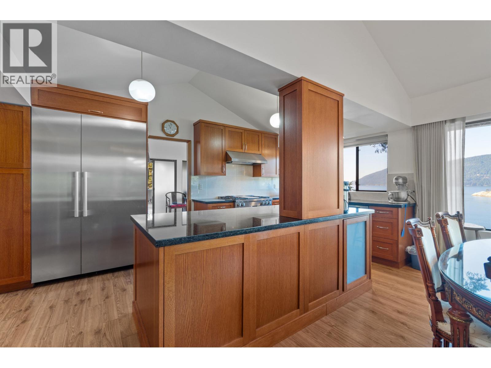 6648 Marine Drive, West Vancouver, British Columbia  V7W 2S9 - Photo 6 - R3082204