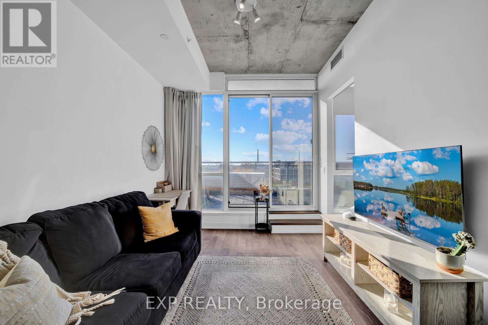 804 - 1238 Dundas St Street E, Toronto, Ontario  M4M 0C6 - Photo 11 - E12727558