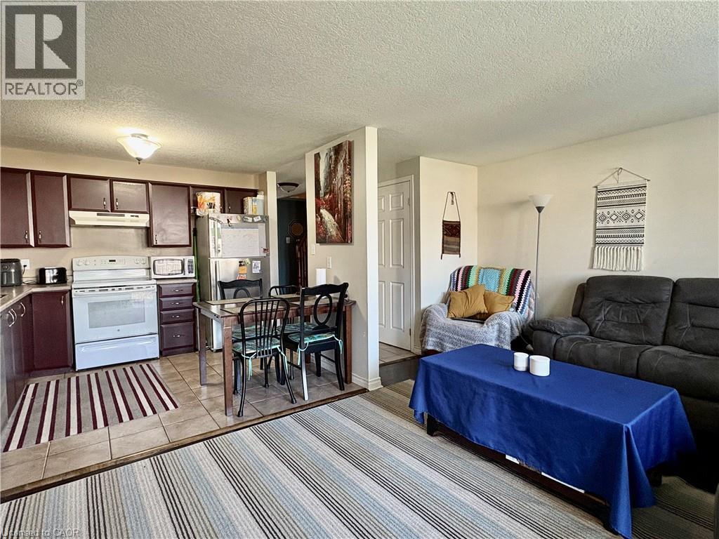 38 Max Becker Drive, Kitchener, Ontario N2E 3B8 - Photo 8 - 40770608