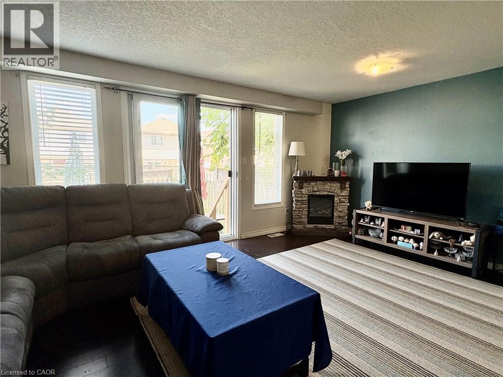 38 Max Becker Drive, Kitchener, Ontario N2E 3B8 - Photo 9 - 40770608