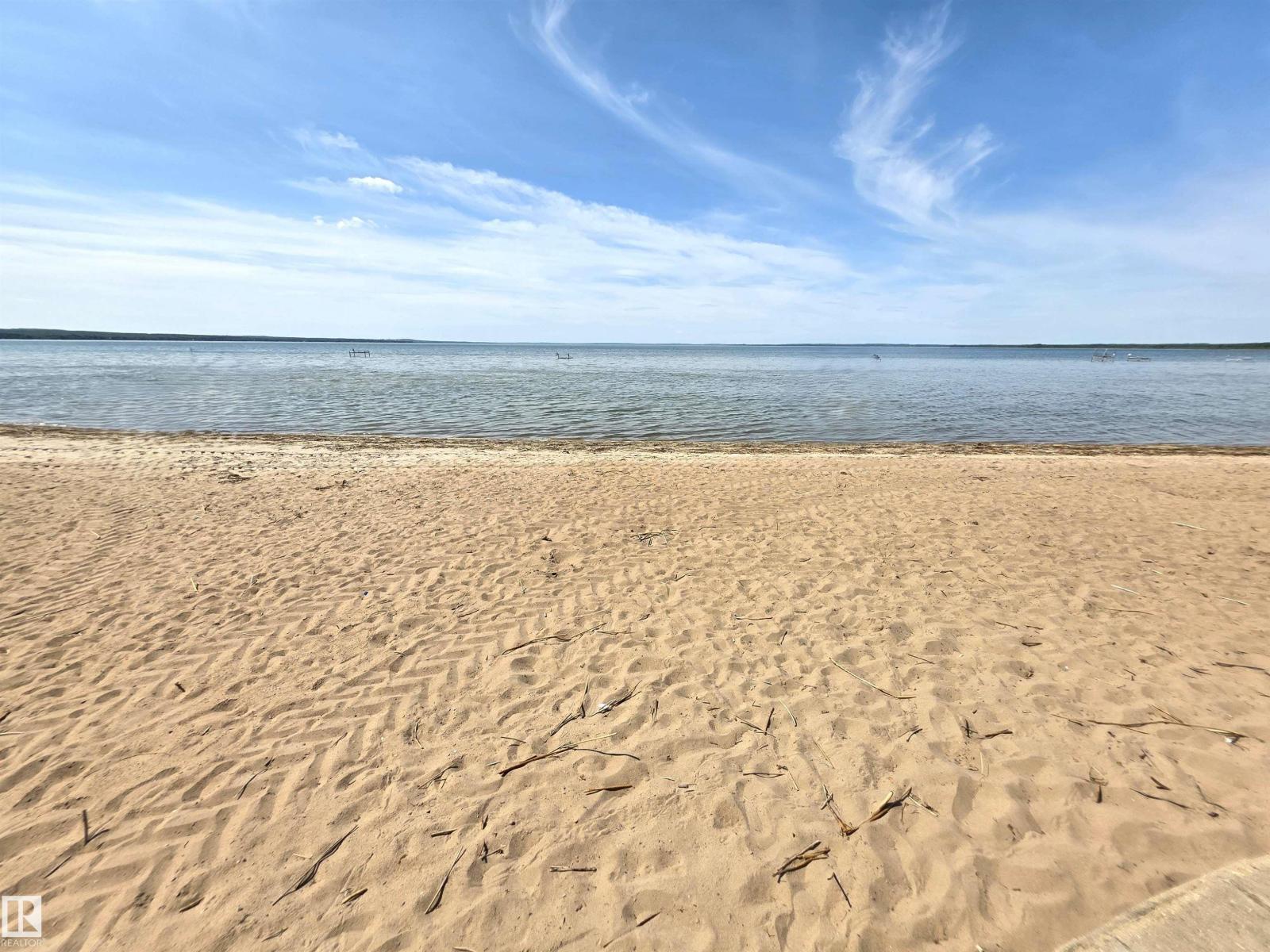 10035 Hwy 13, Rural Wetaskiwin County, Alberta  T0C 2V0 - Photo 11 - E4441178