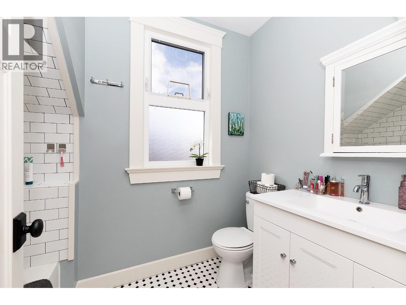 2209 St. George Street, Port Moody, British Columbia  V3H 2G1 - Photo 26 - R3058599