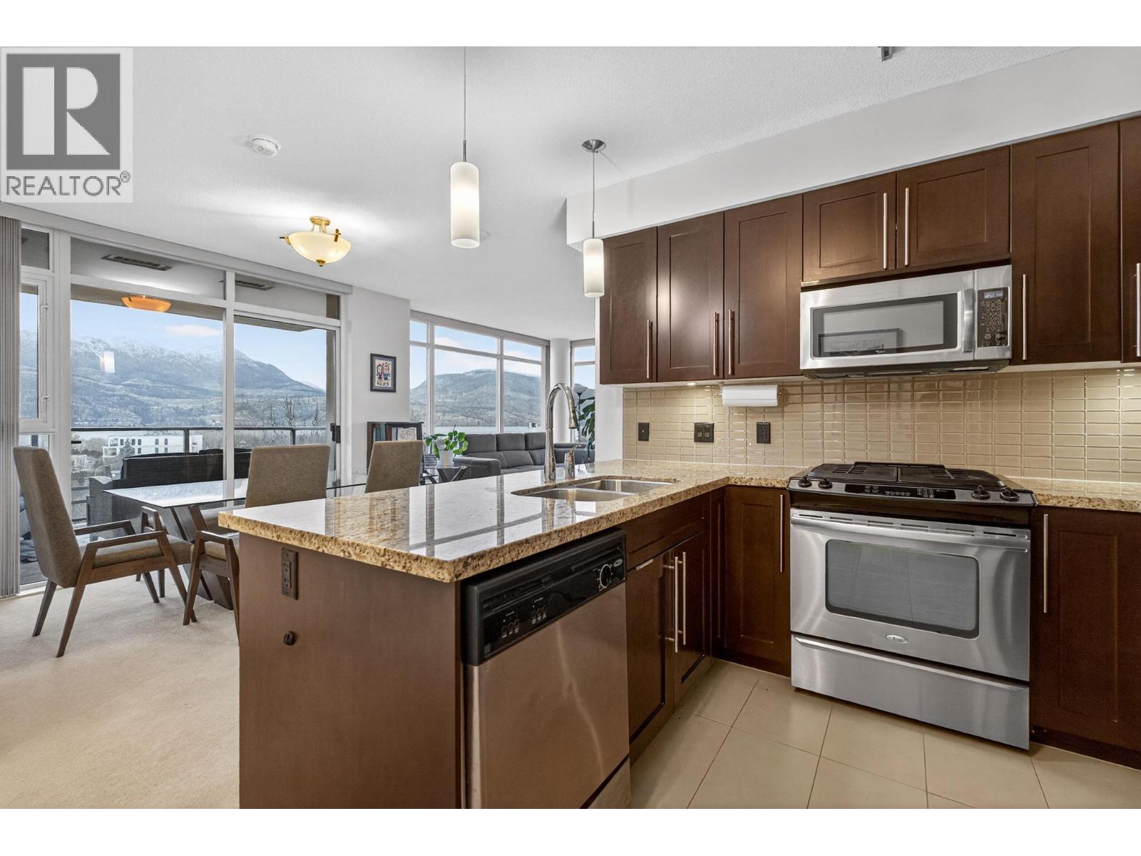 1075 Sunset Drive Unit# 801, Kelowna, British Columbia  V1Y 9Y9 - Photo 10 - 10373614