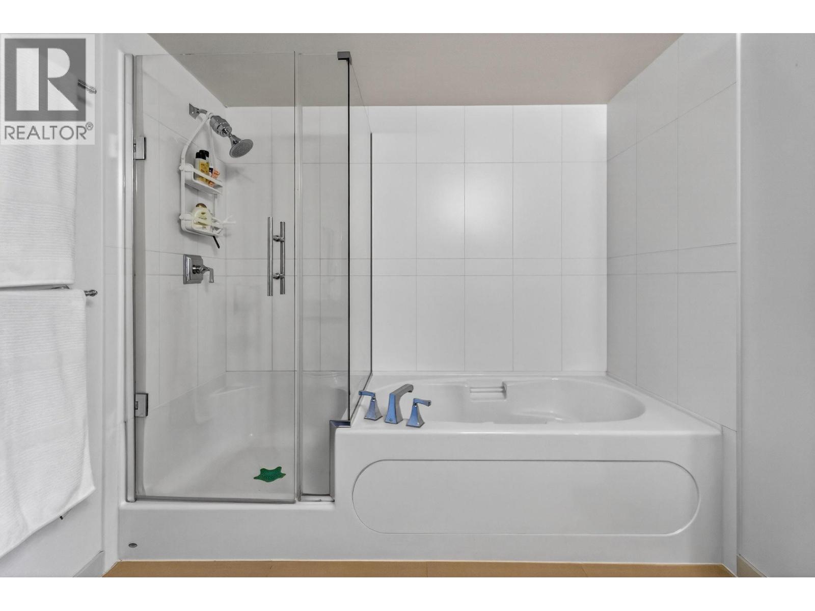 1075 Sunset Drive Unit# 801, Kelowna, British Columbia  V1Y 9Y9 - Photo 26 - 10373614