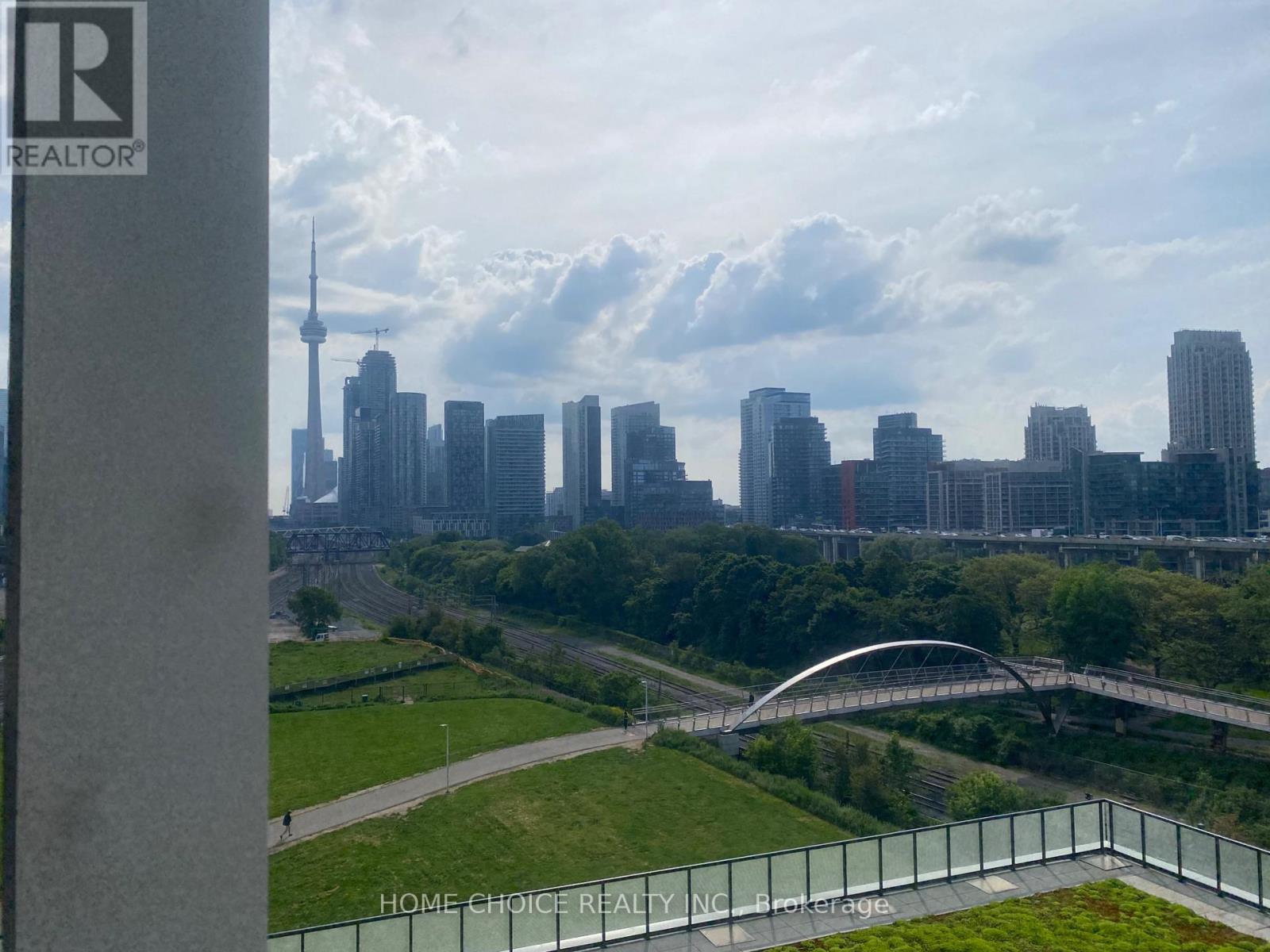 701 - 30 Ordnance Street E, Toronto, Ontario  M6K 1A2 - Photo 2 - C12727552