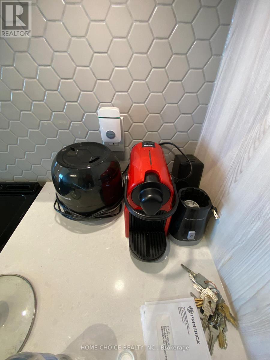 701 - 30 Ordnance Street E, Toronto, Ontario  M6K 1A2 - Photo 7 - C12727552