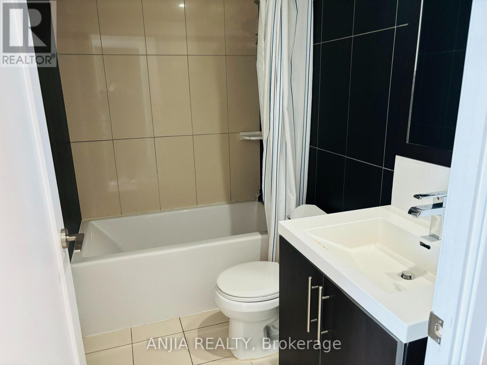 3002 - 2 Anndale Drive, Toronto, Ontario  M2N 0G5 - Photo 7 - C12727554