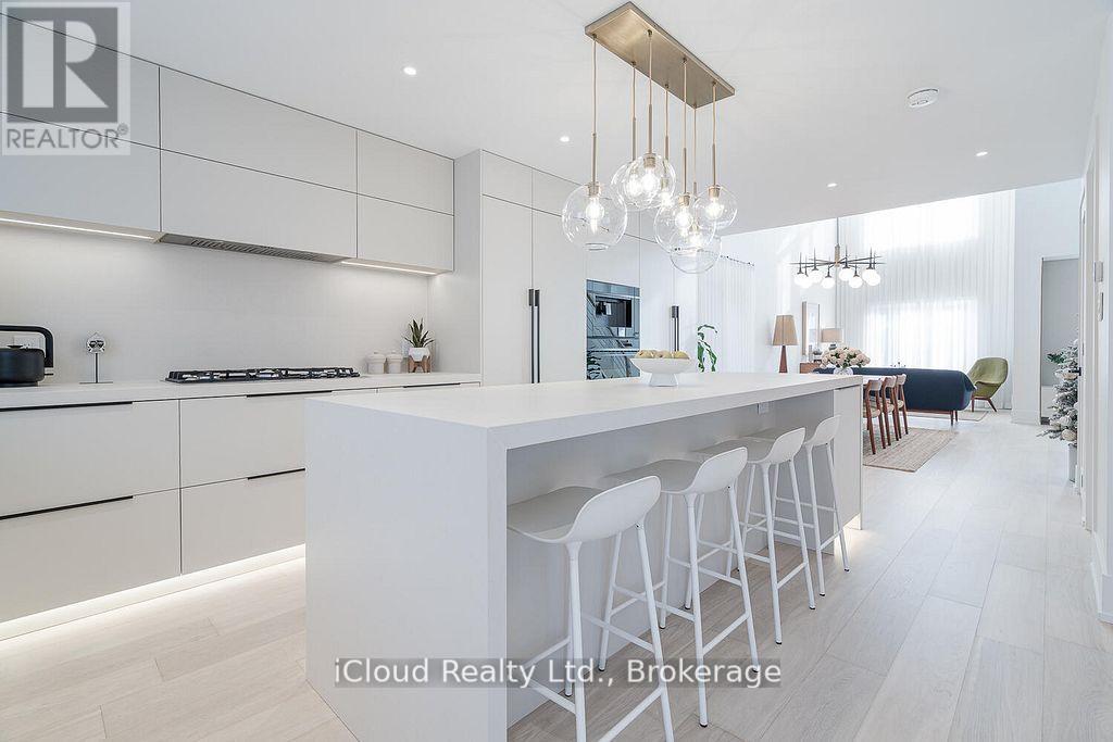 5389 KINDOS STREET, Burlington, Ontario