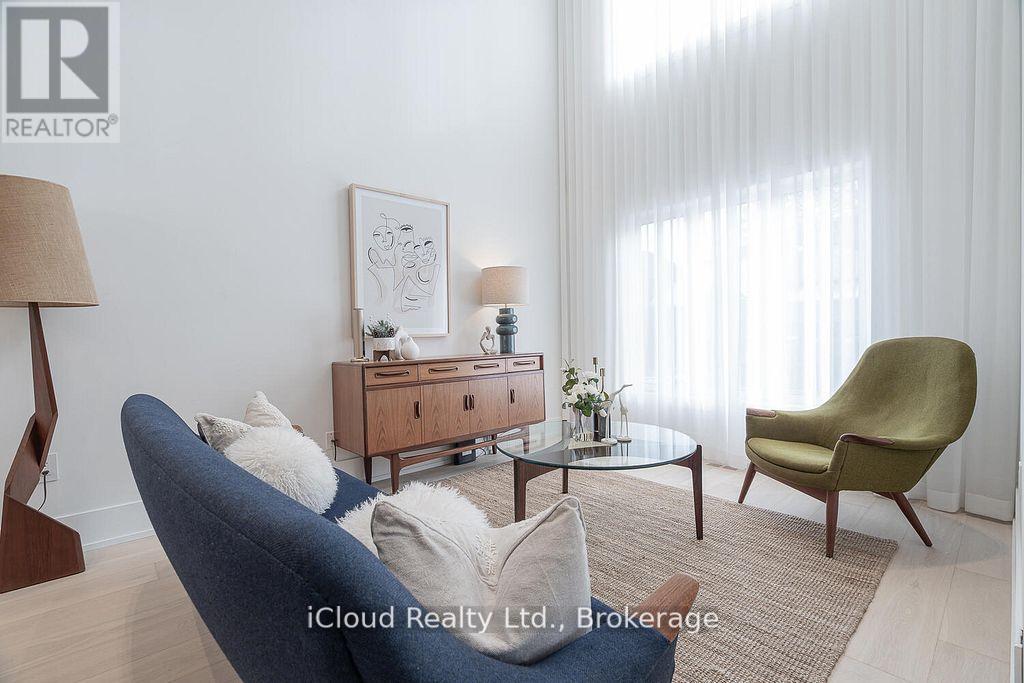 5389 Kindos Street, Burlington, Ontario  L7L 7M6 - Photo 5 - W12727564