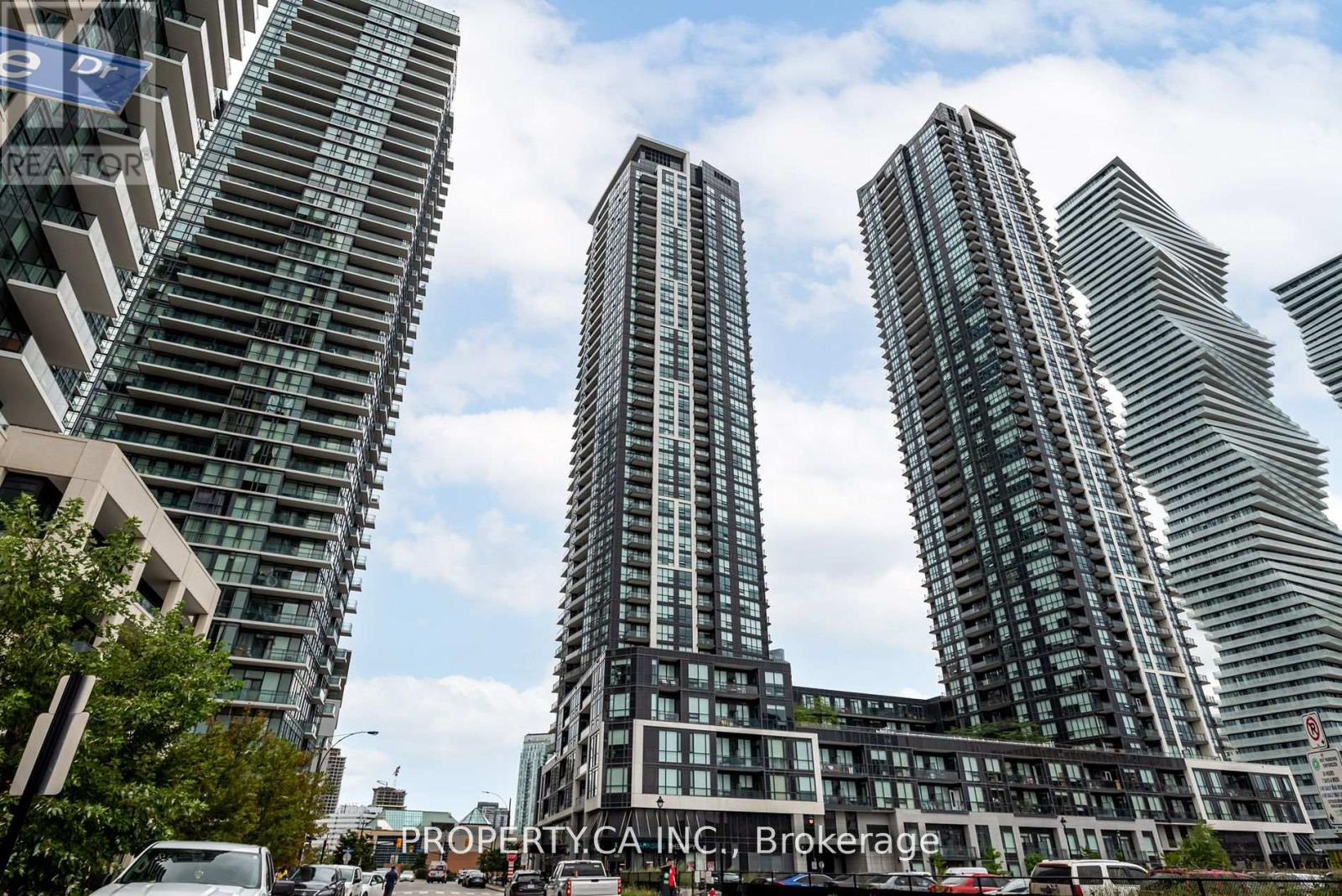 1408 - 510 Curran Place E, Mississauga, Ontario  L5B 0J8 - Photo 2 - W12727566