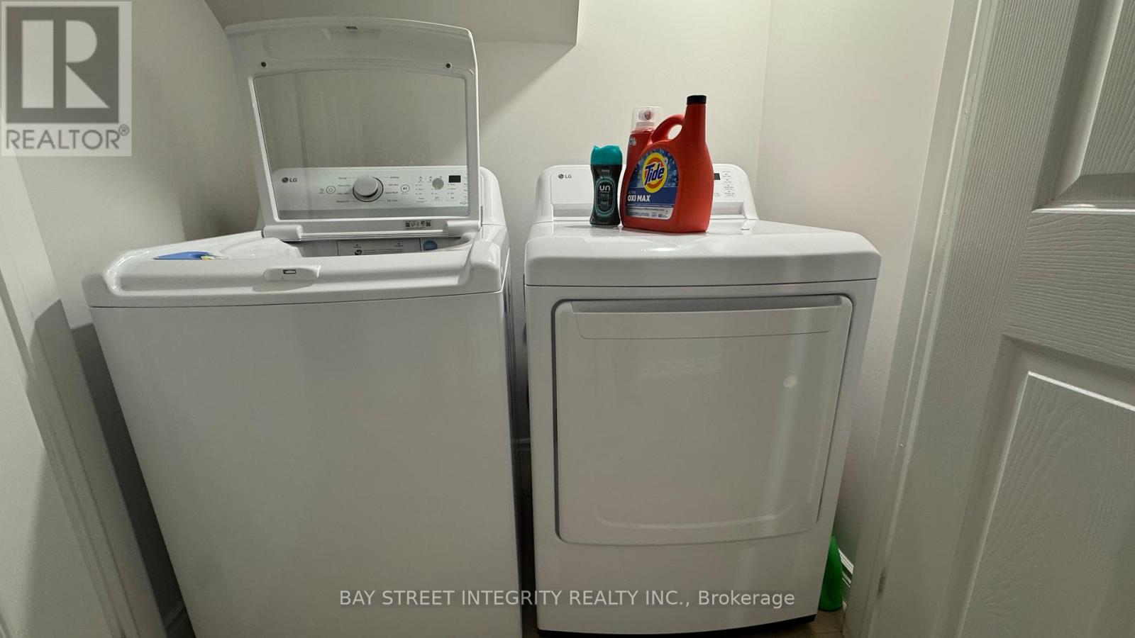 Basement - 272 Epsom Downs Drive, Toronto, Ontario  M3M 1T4 - Photo 8 - W12727574