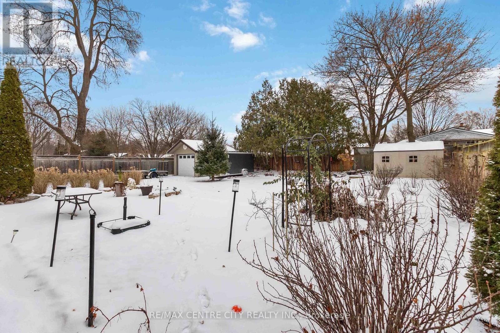 71 Sunray Avenue, London South, Ontario  N6P 1C1 - Photo 43 - X12725094