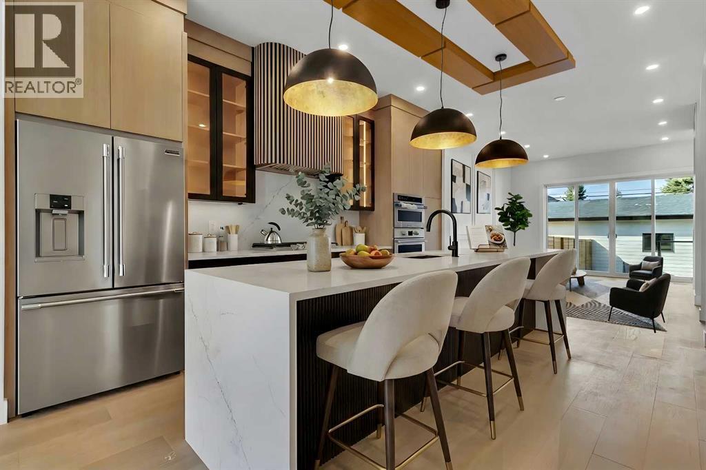 644 25 Avenue Nw, Calgary, Alberta  T2M 2A9 - Photo 4 - A2279867