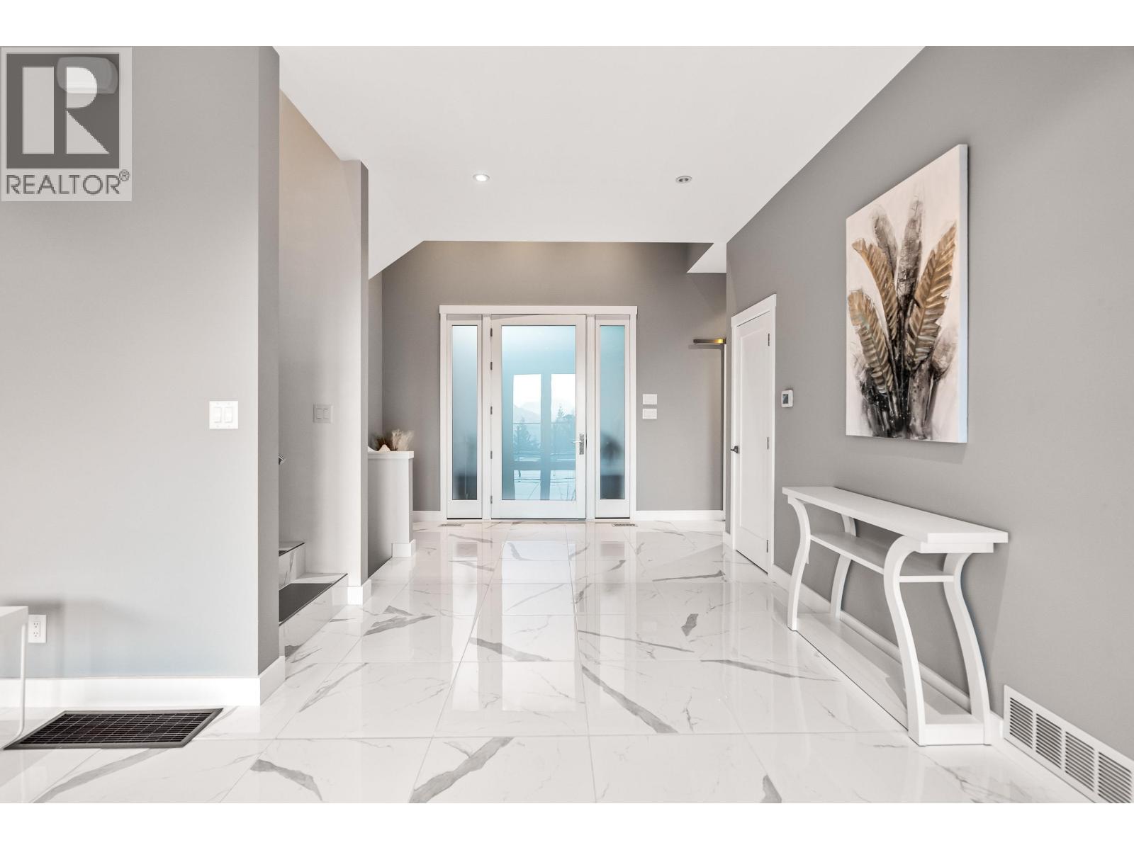 1028 Goat Ridge Drive, Britannia Beach, British Columbia  V8B 1J2 - Photo 3 - R3082470