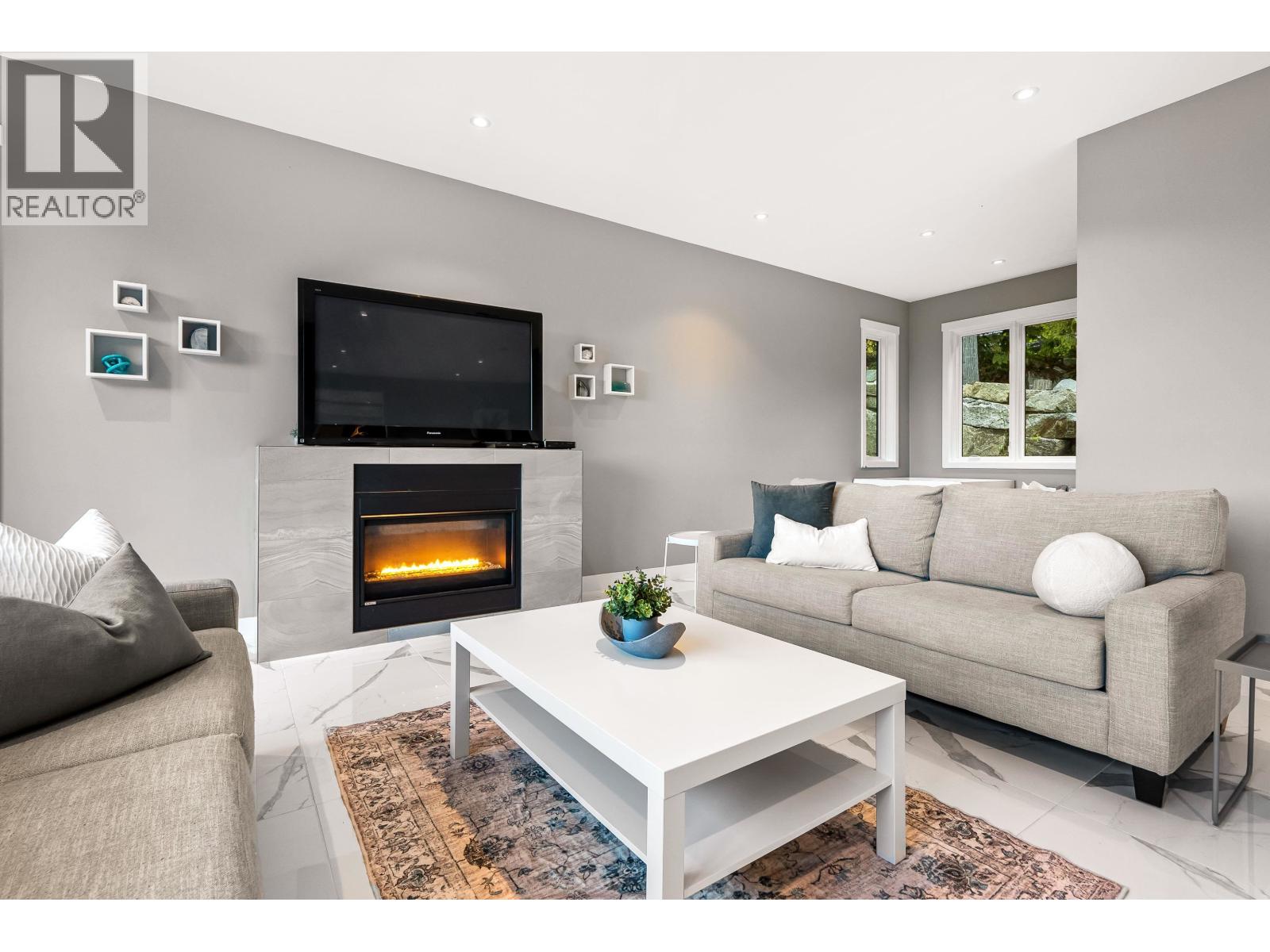 1028 Goat Ridge Drive, Britannia Beach, British Columbia  V8B 1J2 - Photo 6 - R3082470