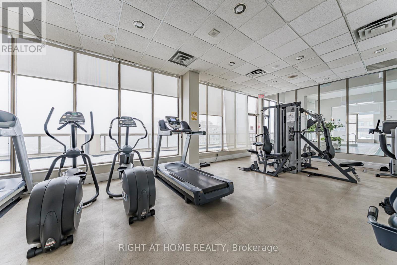 1011 - 55 Elm Drive, Mississauga, Ontario  L5B 3Z3 - Photo 31 - W12727578