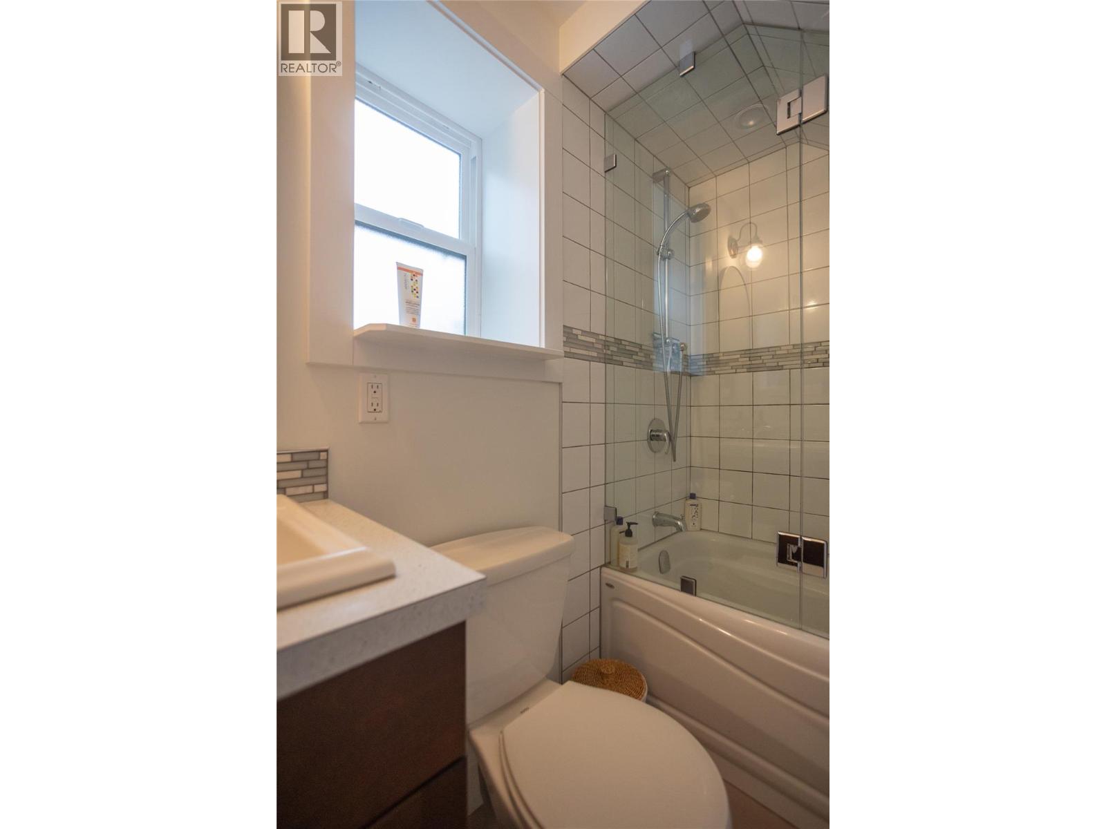 610 Wasson Street, Nelson, British Columbia  V1L 3G7 - Photo 41 - 10372071