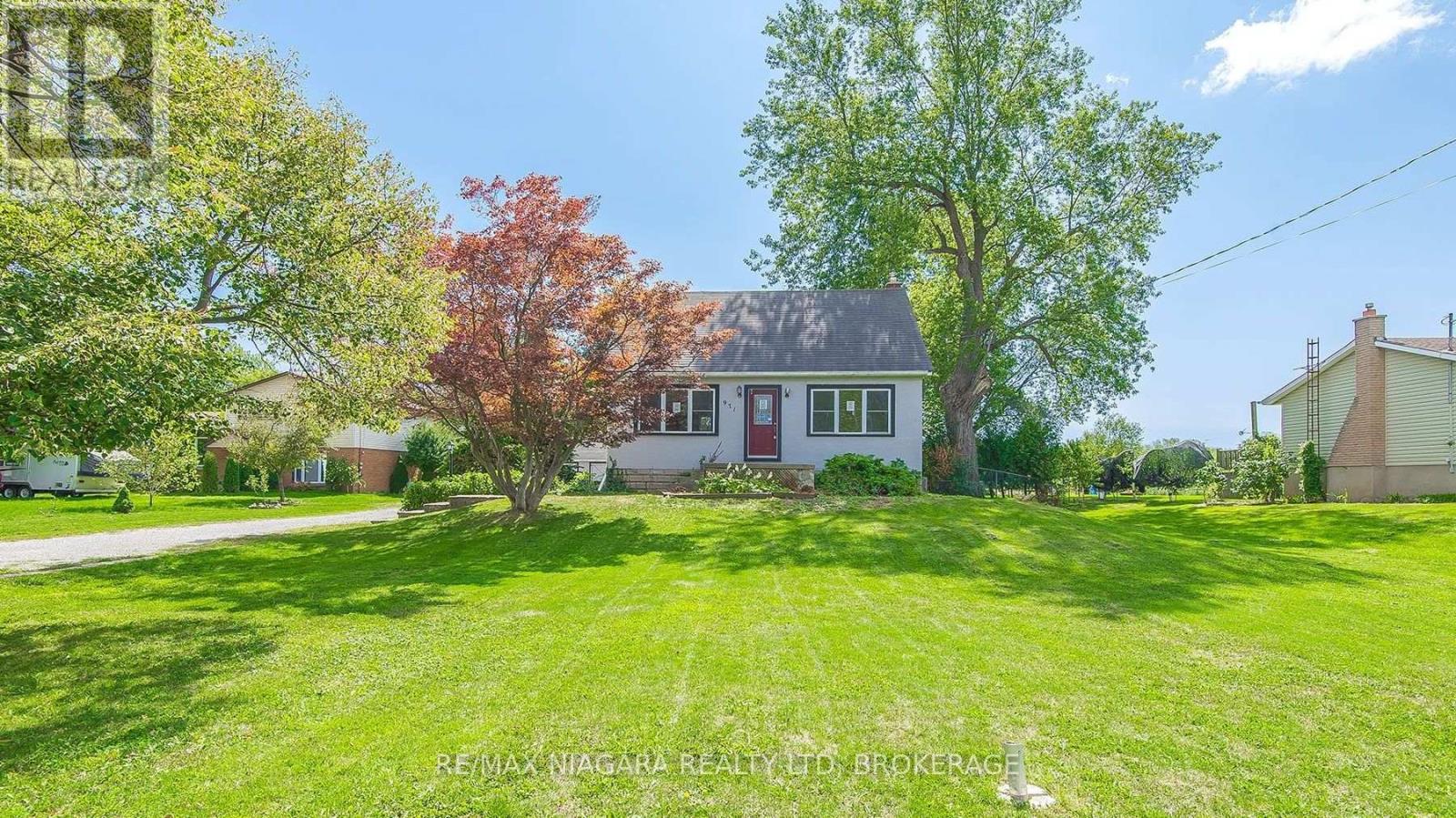 971 Hwy 3, Port Colborne, Ontario  L3K 5V3 - Photo 2 - X12396251