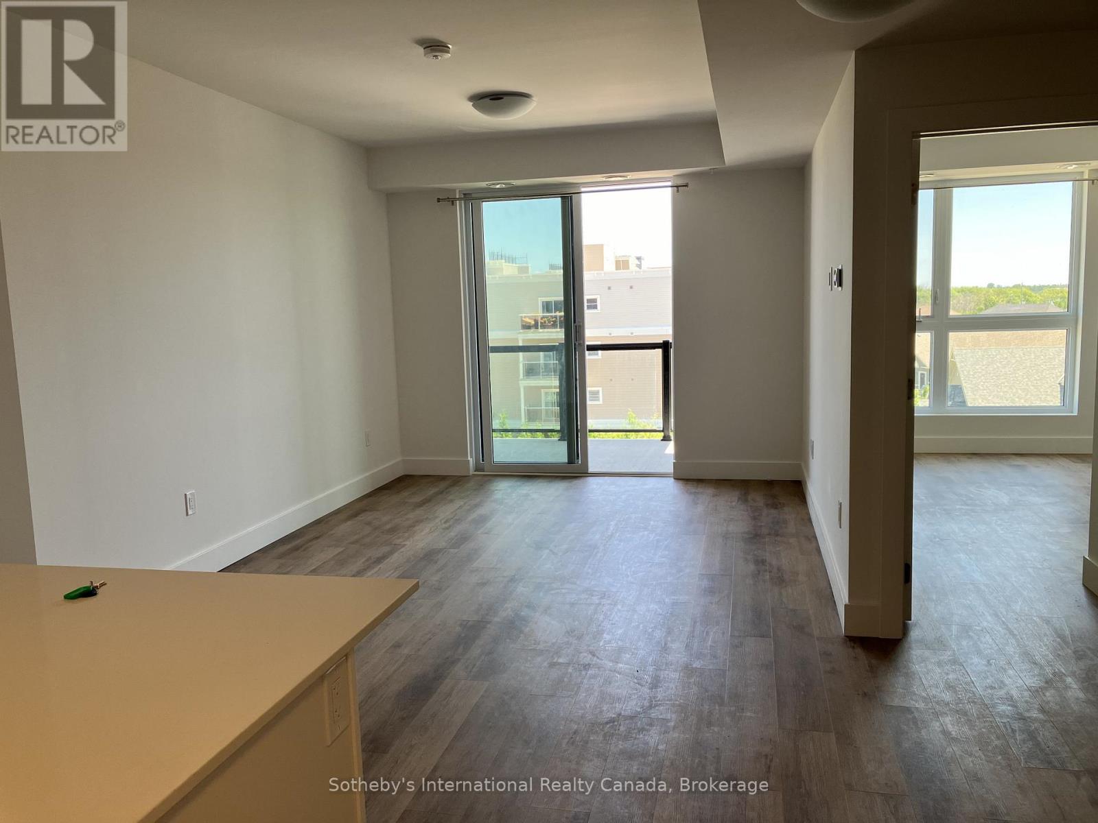 407 - 4 Kimberly Lane, Collingwood, Ontario  L9Y 5T6 - Photo 7 - S12706770