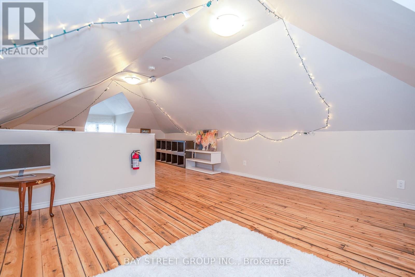 4308 Ellis Street N, Niagara Falls, Ontario  L2E 1H1 - Photo 32 - X12727596