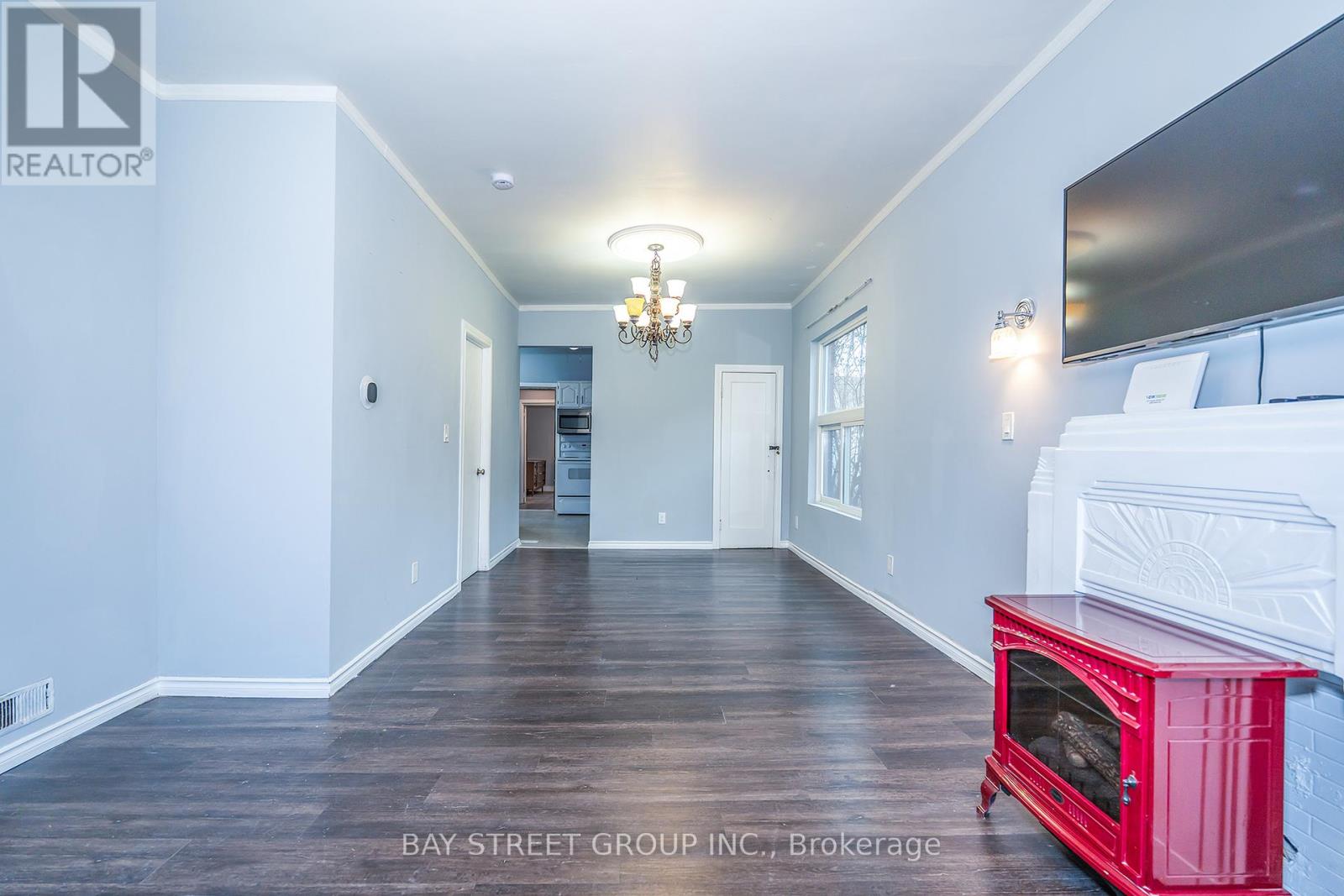 4308 Ellis Street N, Niagara Falls, Ontario  L2E 1H1 - Photo 7 - X12727596