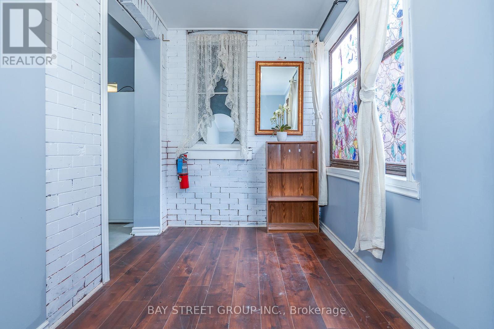 4308 Ellis Street N, Niagara Falls, Ontario  L2E 1H1 - Photo 8 - X12727596