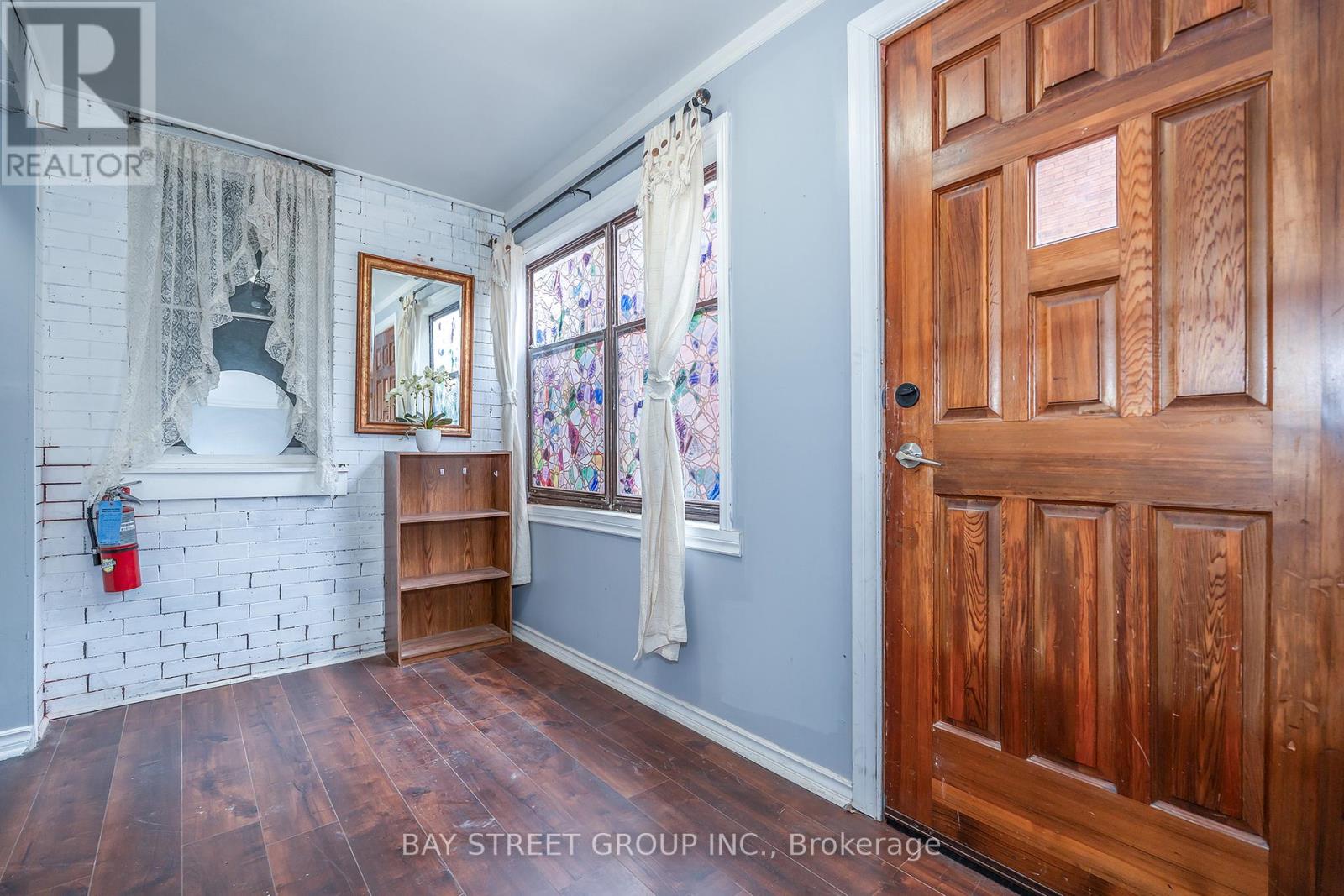 4308 Ellis Street N, Niagara Falls, Ontario  L2E 1H1 - Photo 9 - X12727596