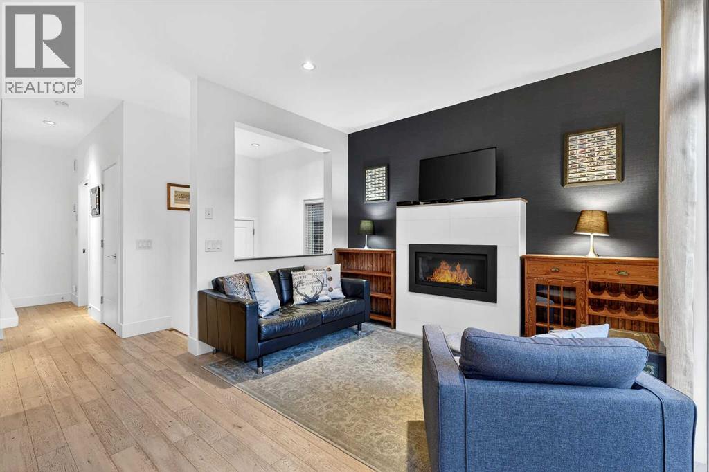 2, 1919 30 Street Sw, Calgary, Alberta  T3E 2L5 - Photo 4 - A2279417