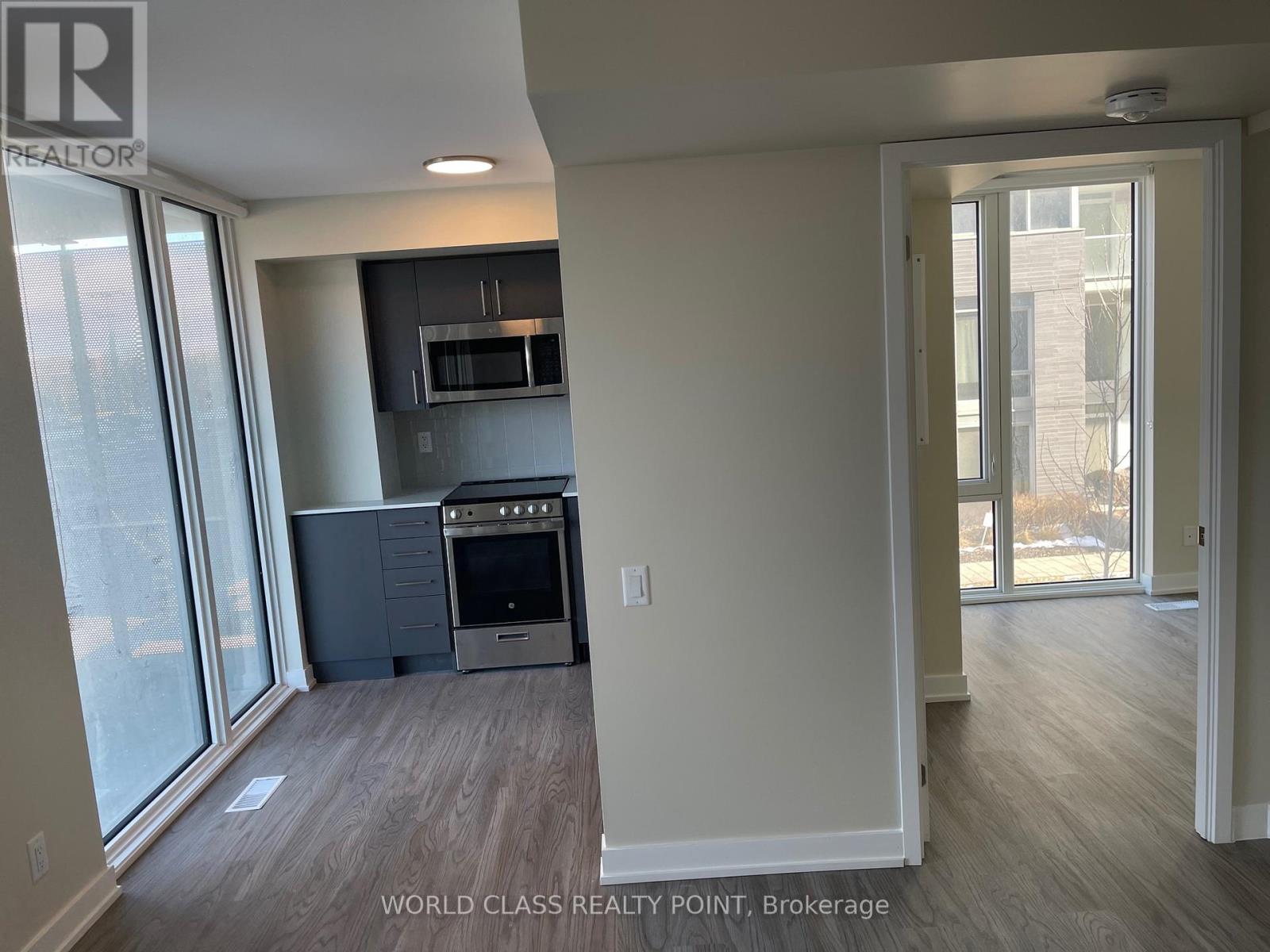 105 - 38 Monte Kwinter Court, Toronto, Ontario  M3H 0E2 - Photo 2 - C12727586