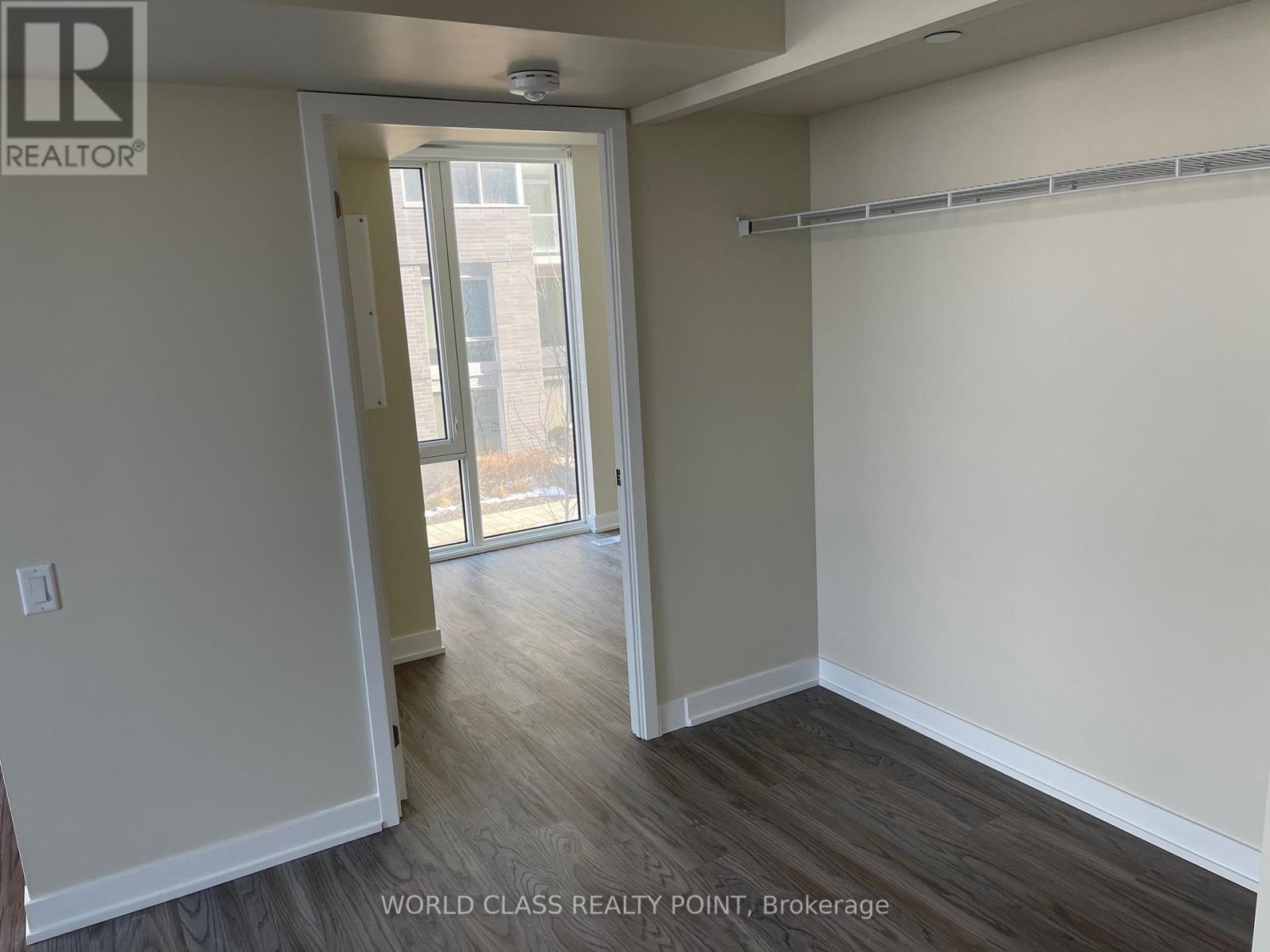 105 - 38 Monte Kwinter Court, Toronto, Ontario  M3H 0E2 - Photo 4 - C12727586