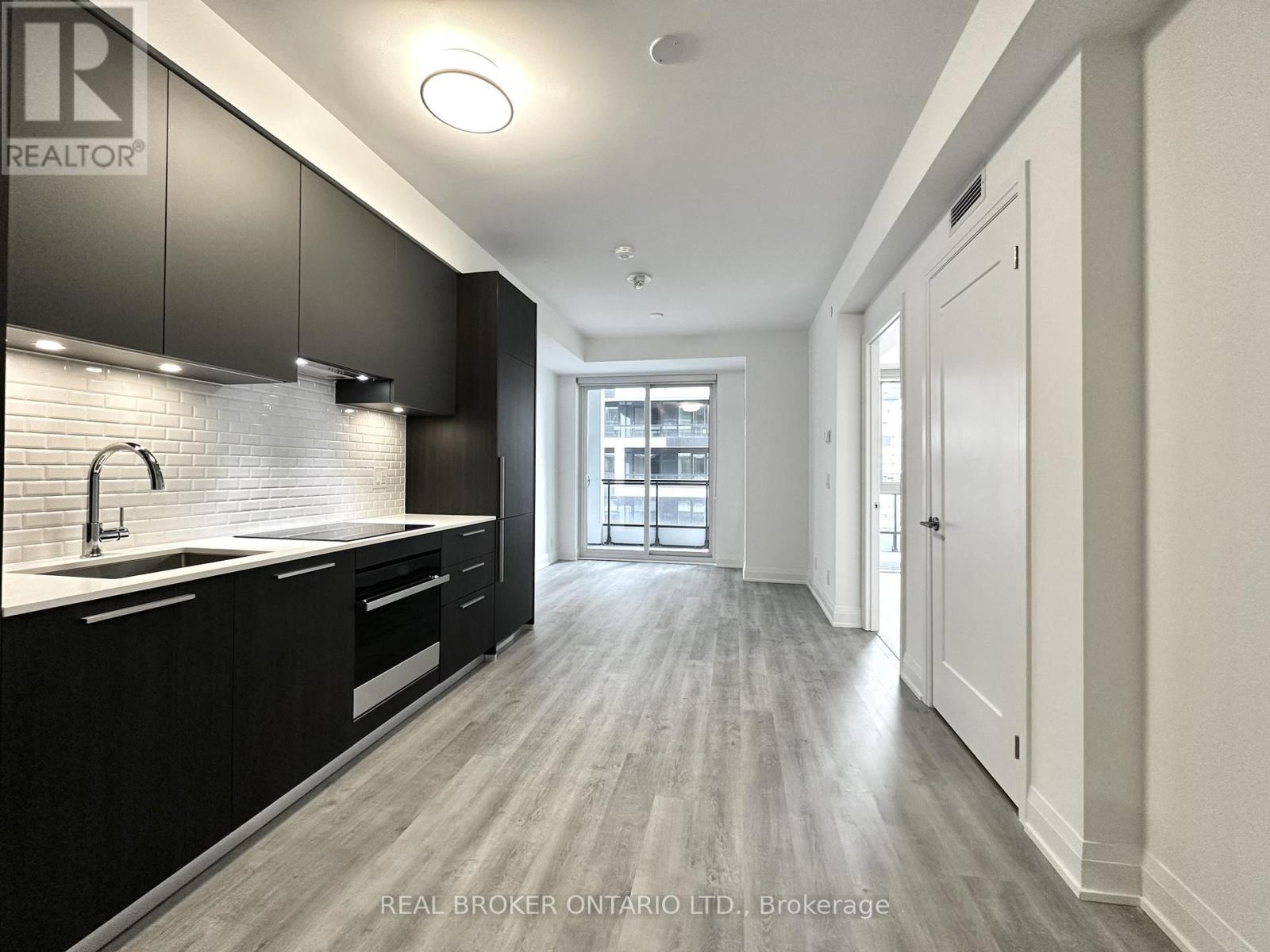 1702 - 65 Broadway Avenue, Toronto, Ontario  M4P 1T9 - Photo 3 - C12727598