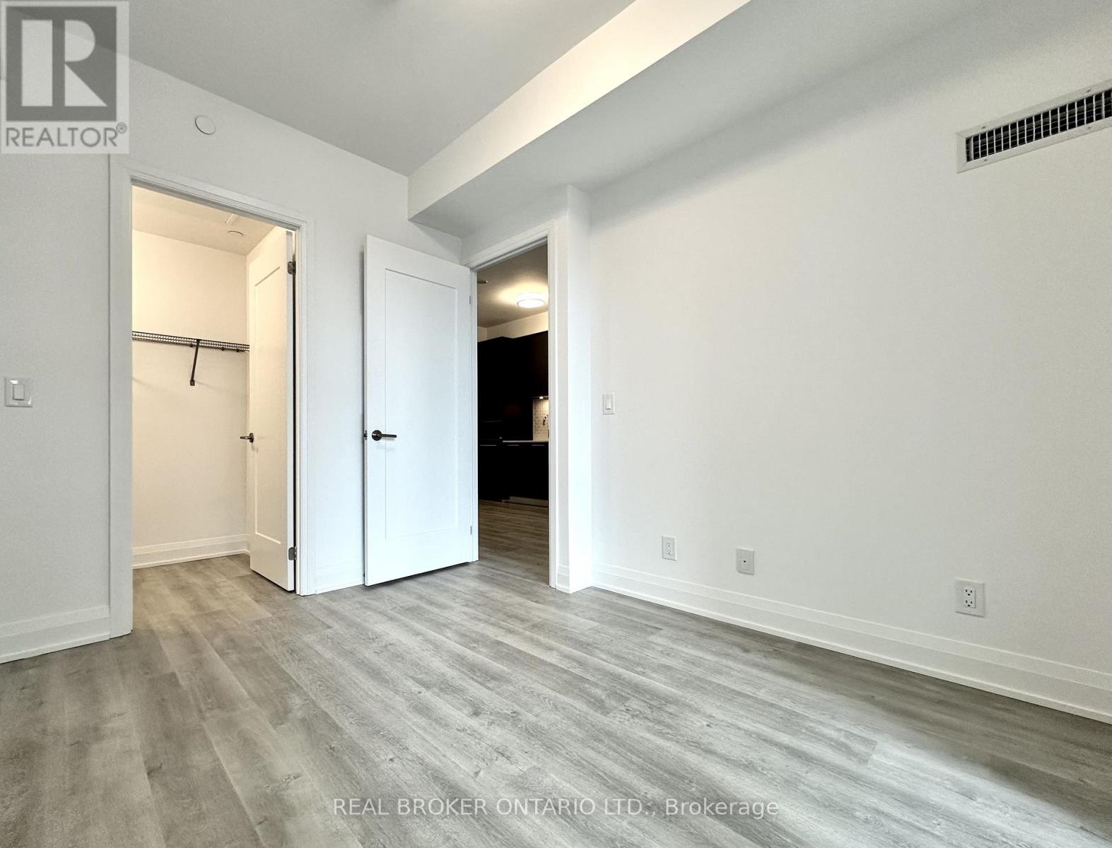 1702 - 65 Broadway Avenue, Toronto, Ontario  M4P 1T9 - Photo 9 - C12727598