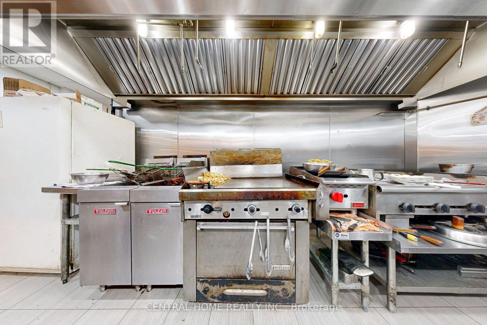 4 Banff Road, Uxbridge, Ontario  L9P 1S9 - Photo 20 - N12559916