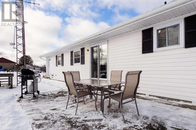 26 Maple Golf Crescent, Northern Bruce Peninsula, Ontario  N0H 2R0 - Photo 33 - X12727600