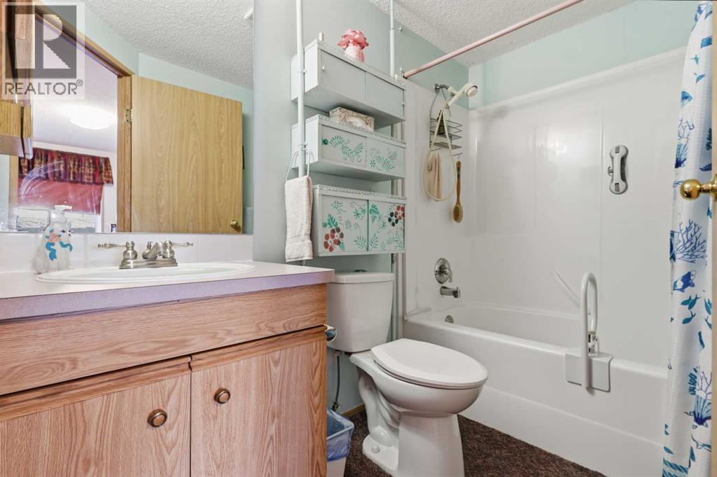 1, 900 Ross Street, Crossfield, Alberta  T0M 0S0 - Photo 17 - A2276345