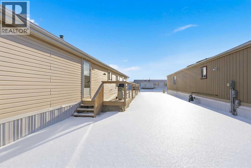 1, 900 Ross Street, Crossfield, Alberta  T0M 0S0 - Photo 35 - A2276345