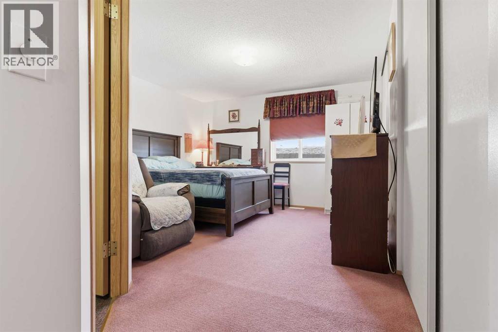 1, 900 Ross Street, Crossfield, Alberta  T0M 0S0 - Photo 11 - A2276345