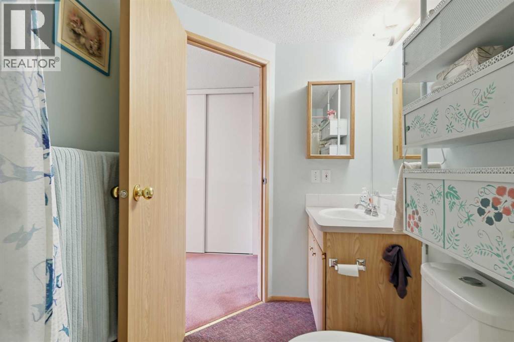 1, 900 Ross Street, Crossfield, Alberta  T0M 0S0 - Photo 18 - A2276345