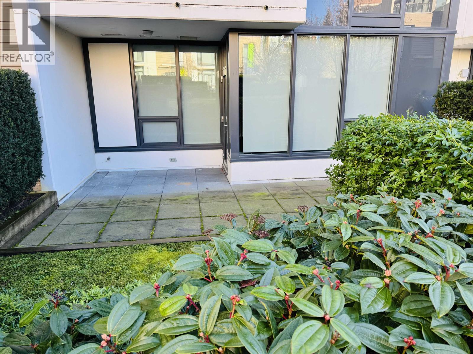 101 5687 Gray Avenue, Vancouver, British Columbia  V6S 0K7 - Photo 3 - R3070850