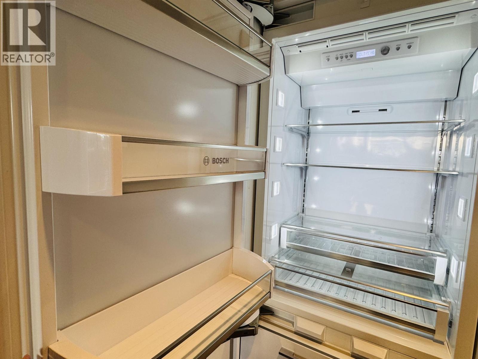 101 5687 Gray Avenue, Vancouver, British Columbia  V6S 0K7 - Photo 7 - R3070850