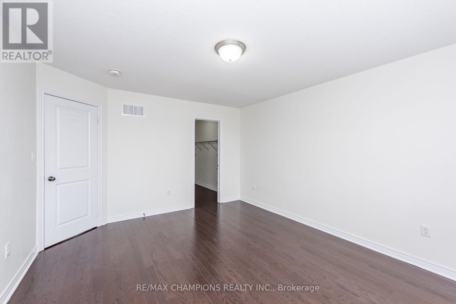 64 Pennycross Crescent, Brampton, Ontario  L7A 4M1 - Photo 32 - W12726106