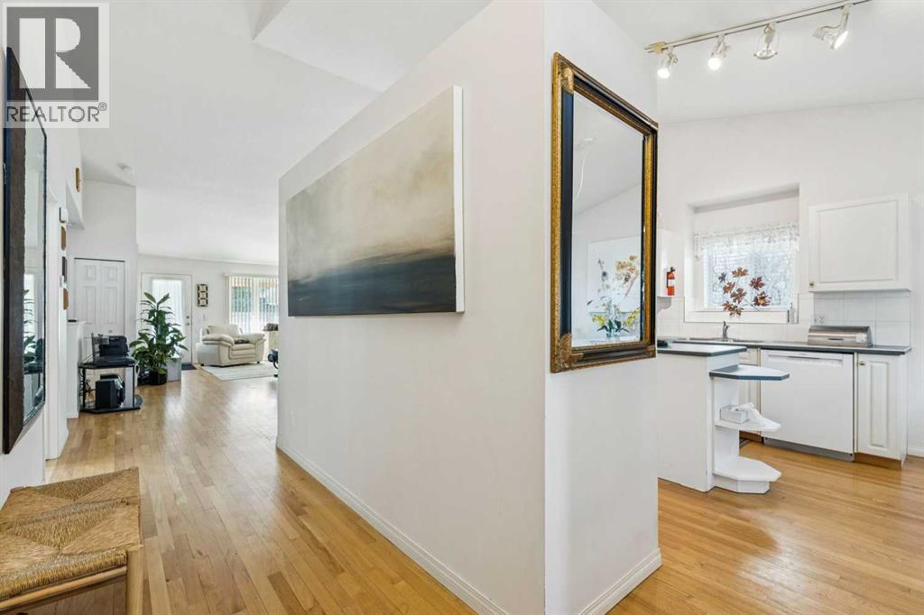 312 Prominence Heights Sw, Calgary, Alberta  T3H 2Z6 - Photo 4 - A2280693