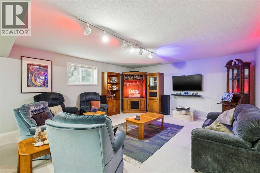 312 Prominence Heights Sw, Calgary, Alberta  T3H 2Z6 - Photo 28 - A2280693